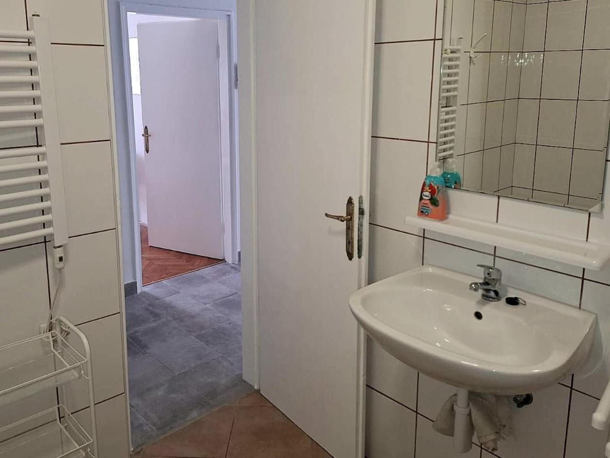 Apartman Matusan Palit55 Rab Town Bagian luar foto
