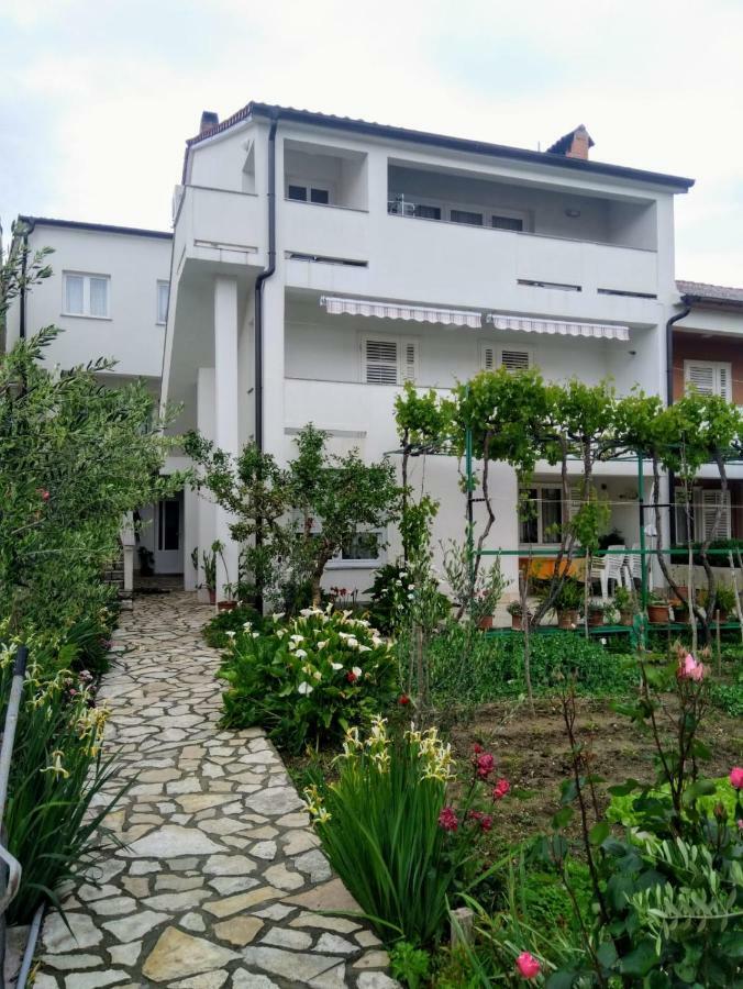 Apartman Matusan Palit55 Rab Town Bagian luar foto
